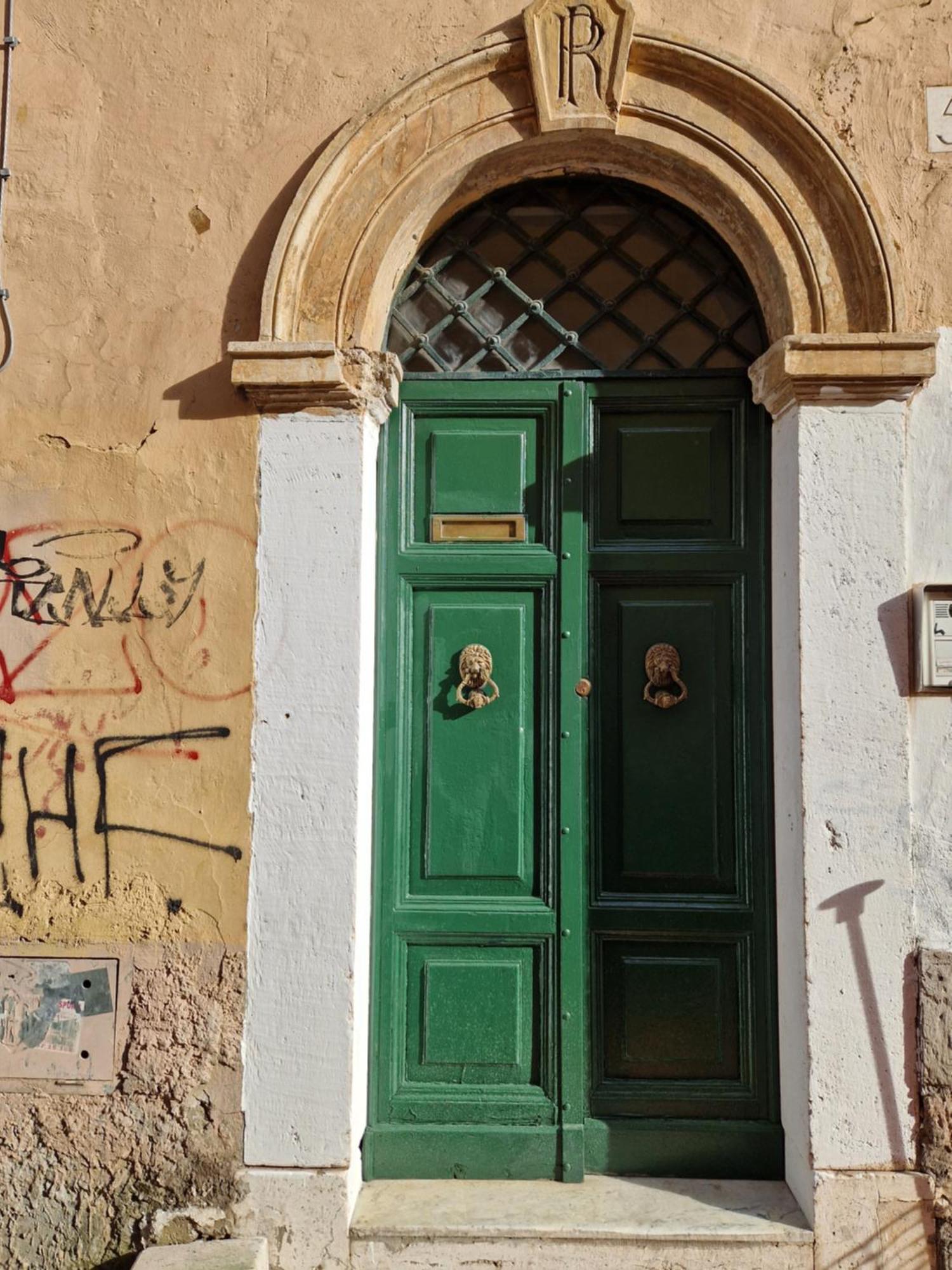 Lidia-Heart Of Rome,Trastevere Buitenkant foto